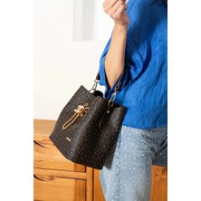 Just Polo  Kadın Orta Boy Ayarlanabilir Askılı El ve Omuz Çantası Ebat: 22 x 23 cm Shopper