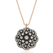 Tienda Elegante Gümüş Çiçek Desenli Elmas Montür Kolye
