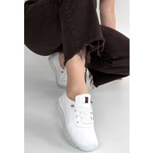 Alfaze Beyaz Deri Ortopedik Topuk Dikenine Karşı Özel Üretim Bağcıklı Spor Ayakkabı Topuk Boyu 2,5 cm