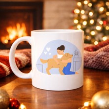 Kadın ve Köpek Figürlü Sevgi Temalı Porselen Kupa Model 79 - Hayvanseverlere Özel Anlamlı Tasarım Ka