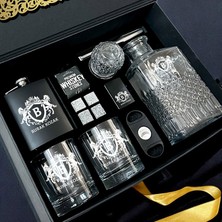 Hediyemen Isme Özel Gravürlü Black Edition Viski Şişesi & Bardak Seti – Premium Kutuda