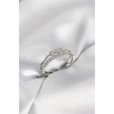 S'82 Gümüş Renk Minimal Yıldızlı Model Kadın Yüzük