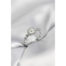 S'82 Gümüş Renk Sedefli Yıldız Model Zirkon Taşlı Kadın Yüzük