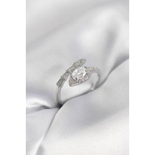 S'82 Yılan Model Gümüş Renk Zirkon Taşlı Kadın Yüzük