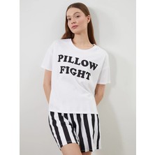 Lc Waikiki Yeni Sezon Bisiklet Yaka Baskılı Kadın Şortlu Pijama Takımı