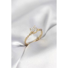 Eco Lounge Tek Taş Model Zirkon Taşlı Gold Renk Kadın Yüzük