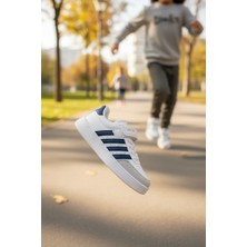 Enoch Beş Şerit Detaylı ve Kontrast Panelli Çocuk Spor Ayakkabı