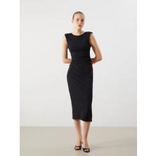 Lc Waikiki Yeni Sezon Sırt Dekolteli Yırtmaçlı Midi Elbise