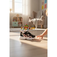 Enoch Hello Kitty Karakter Figürlü ve Kanat Detaylı Kız Çocuk Ilk Adım Spor Ayakkabı