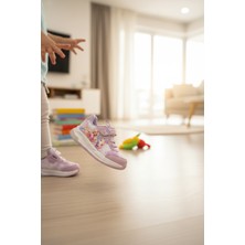 Enoch Kahraman Figürlü ve Grafik Panel Detaylı Ilk Adım Bebek Ayakkabı