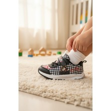 Enoch Aslan Figürlü ve Damalı Desenli Ilk Adım Bebek Ayakkabı