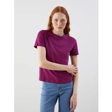 Lc Waikiki Yeni Sezon Bisiklet Yaka Nakışlı Kadın Tişört