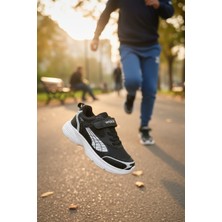 Enoch Destekli Topuk Yapısı ve Cırtlı Çocuk Spor Ayakkabı