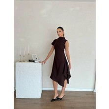 Asimetrik Yaka Midi Boy Elbise – Yeni Sezon – Modern Kesim Şık Kadın Elbise