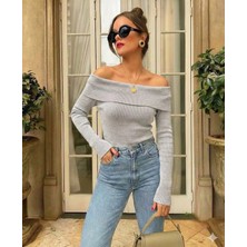 Madonna Yaka Bluz – Yeni Sezon – 8 Renk Seçenekli Şık ve Rahat Kadın Bluz