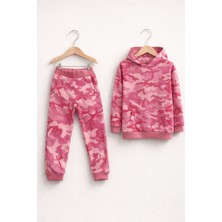 Kokoro Pembe Kamuflaj Desenli Kapüşonlu Bebek Takımı – Sweatshirt ve Eşofman Altı 2’li Çocuk Takım