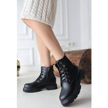 We&Me Harte Siyah Cilt Bağcıklı Bot