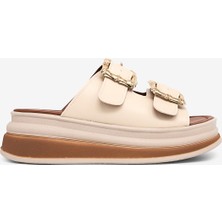 Tonny Black Kadın Bej Rahat Kalıp Yüksek Taban Tokalı Terlik