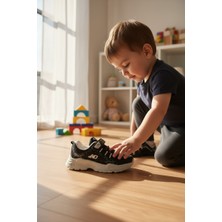 Enoch Destekli Bilek Yapısı ve Cırtlı Çocuk Spor Ayakkabı