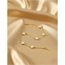 Arsem Beyaz Yonca Taşlı Van Cleef