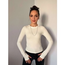 Ekru Parmak Geçmeli Bisiklet Yaka Bluz