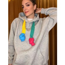 Renkli Kordon Detaylı Gri Sweatshirt