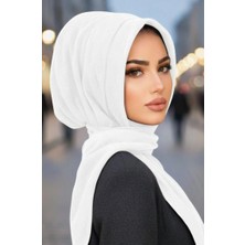 Aişe Tesettür Beyaz Kapüşonlu Çıtçıtlı Şal