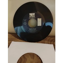 Plakperest George Mıchael - Jesus To A Child / One More Try  1996 Usa Basım 45LIK Plak - 2. El ve Kapaksızdır