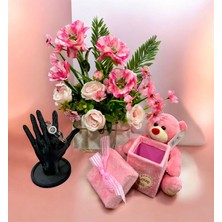 Sedosh Home Vision Kadınlar Günü Hediye Seti Pembe Gül Buketli