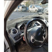 Lee Willson 2014+ Modellerin Uygun Fiesta Torpido Koruma Halısı Kenar Renk Siyah