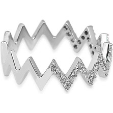 Kuyumcudükkanı Kuyumcudukkani Yarım Sıra Taşlı Zigzag Trend YÜZÜK-10341-W-W