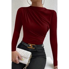 Azrlya Kadın Bordo Belden ve Boyundan Büzgü Detaylı Uzun Kollu Bluz