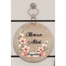 Shelife Dijital Baskı Açık Ahşap, Yarım Çember Pembe Çiçek Desenli, Kişiye Özel Kapı Süsü, Duvar Süsü