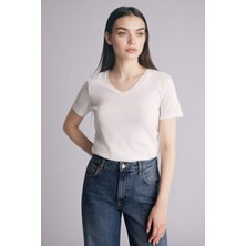DeFacto %100 Pamuk Slim Fit V Yaka Basic Düz Ribana Kısa Kollu Tişört I1080AZ26SP