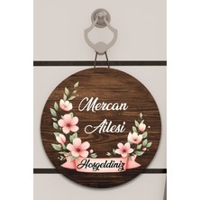 Shelife Dijital Baskı Ahşap, Yarım Çember Pembe Çiçek Desenli, Kişiye Özel Kapı Süsü, Duvar Süsü