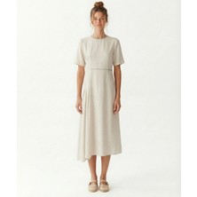 Yargıcı Düz Bisiklet Yaka Kısa Kol Elbise