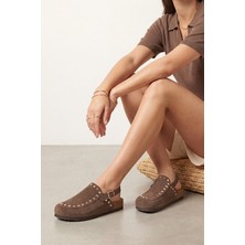 Marjin Kadın Hakiki Deri Eva Taban Önü Kapalı Zımbalı Günlük Sandalet Bolve Kahve Süet