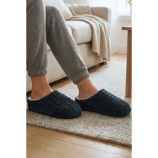 Sevim Kaydırmaz Tabanlı Peluş Ev Terliği - Yumuşak, Içi Koyun Yünü Dokulu Wellsoft Terlik - Füme