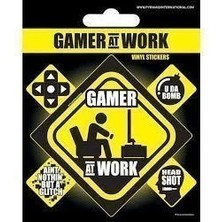Pyramid International Çıkartma Gamer At Work (Collectables)