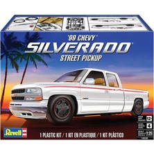 Revell Model Kit 1999 Chevy® Silverado® Street Pickup 14538