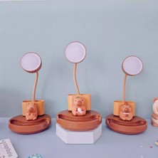 Hediye Fikri Capybara LED Masa Lambası – USB Şarjlı, Kalemlik, Telefon ve Kalemtıraşlı