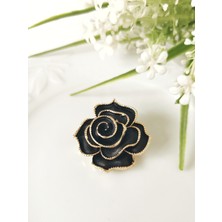 Halley Concept Gold Detaylı Siyah Gül Broş