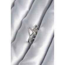 Ett Pirinç Gümüş Renk Zirkon Taş Detay Kelebek Model Kadın Yüzük