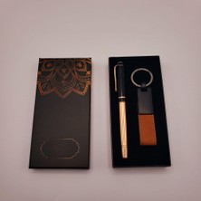 Similar Deri Anahtarlık ve Bakır Roller Kalem Seti