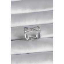 Ett Pirinç Gümüş Renk Zirkon Taş Detay Kadın Yüzük