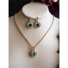 Fayra Accessories Kristal Taşlı Papatya Figürlü Kolye ve Küpe Seti