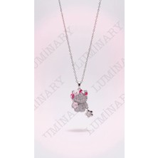 Luminary Atelier Hello Kitty Coquette Kolye Gümüş Renk Paslanmaz Çelik Taşlı – Pembe Sallantılı Figürlü Zincir Kolye