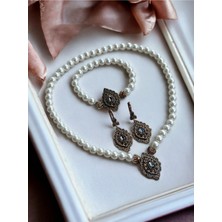 Fayra Accessories Zirkon Taşlı Badem Inci Kolye , Küpe ve Inci Bileklik Seti