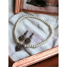Fayra Accessories Zirkon Taşlı Badem Inci Kolye ve Küpe Seti