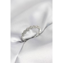 Ett Sıralı Çiçek Model Gümüş Renk Zirkon Taşlı Kadın Yüzük